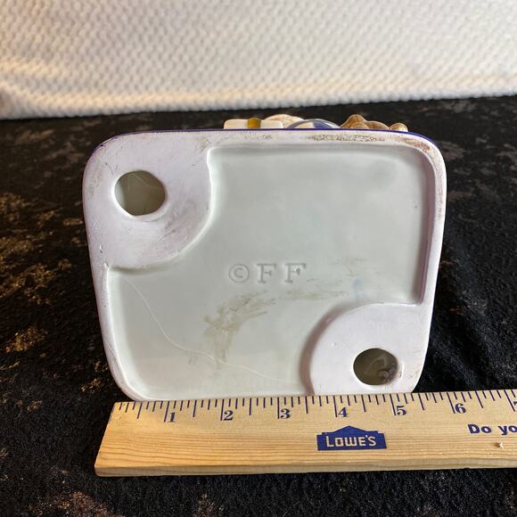 Vintage 1980s Fitz and Floyd Hand Painted Christmas Holiday Napkin Holder - Picture 6 of 6